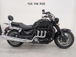 Triumph Rocket III Roadster