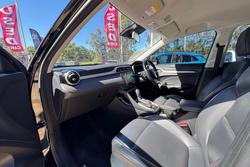 2022 MG ZST Vibe MY22 Black