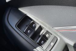 2022 MG ZST Vibe MY22 Black