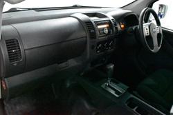 2015 Nissan Navara RX