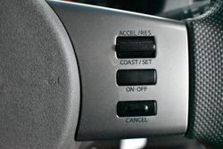 2015 Nissan Navara RX