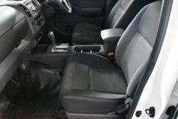 2015 Nissan Navara RX
