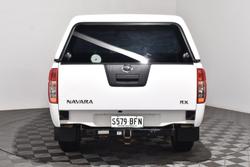 2015 Nissan Navara RX