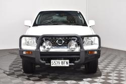 2015 Nissan Navara RX
