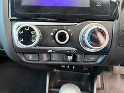 2015 Honda Jazz VTi