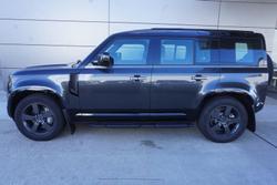 2025 Land Rover Defender 110 D350 X-Dynamic SE