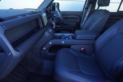 2025 Land Rover Defender 110 D350 X-Dynamic SE