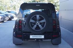 2025 Land Rover Defender 110 D350 X-Dynamic SE