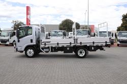 2026 Isuzu Trucks NPR 45/65-175  DT D34 Trade Pack