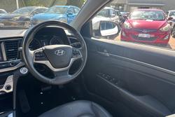 2017 Hyundai Elantra Elite