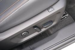 2025 Mitsubishi Outlander PHEV Exceed Tourer