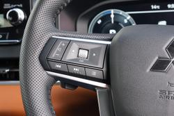 2025 Mitsubishi Outlander PHEV Exceed Tourer