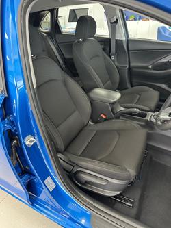 2017 Hyundai i30 Active PD MY18 Marina Blue