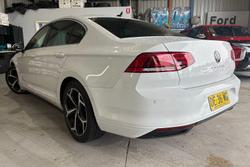 2022 Volkswagen Passat 140TSI Business