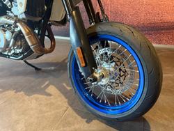 2026 Suzuki DR-Z4SM DR-Z White