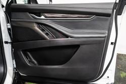 2022 LDV D90 Executive