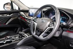 2022 LDV D90 Executive