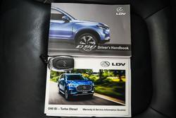 2022 LDV D90 Executive