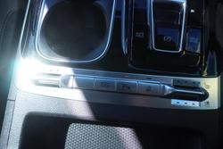 2022 Kia Carnival Platinum