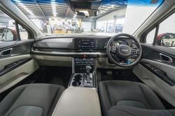 2023 Kia Carnival S