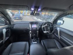 2012 Toyota Landcruiser Prado VX