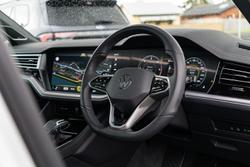 2022 Volkswagen Touareg 210TDI R-Line