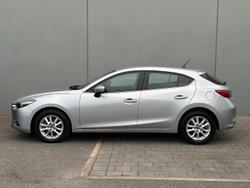 2017 Mazda 3 Maxx