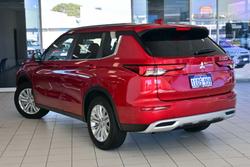 2025 Mitsubishi Outlander LS
