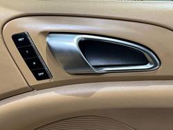 2011 Porsche Cayenne Turbo