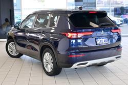 2024 Mitsubishi Outlander LS