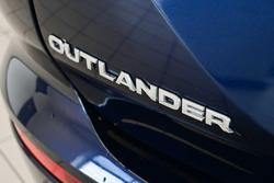 2024 Mitsubishi Outlander LS