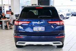 2024 Mitsubishi Outlander LS