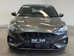 2019 Ford Focus ST-Line