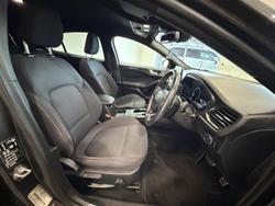 2019 Ford Focus ST-Line