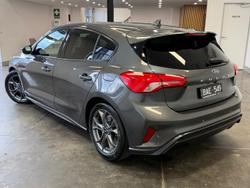 2019 Ford Focus ST-Line