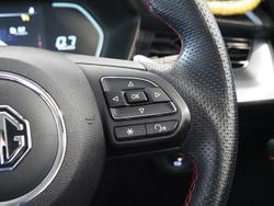 2024 MG MG5 Essence