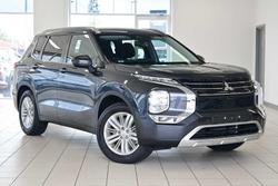 2024 Mitsubishi Outlander LS