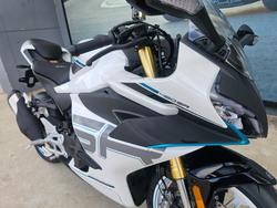 2026 CFMOTO 450 SR ABS White