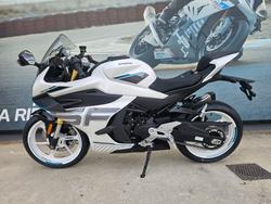 2026 CFMOTO 450 SR ABS White