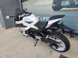 2026 CFMOTO 450 SR ABS White