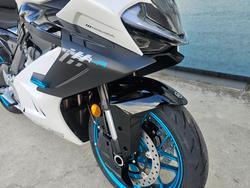 2026 CFMOTO 675 SR-R White