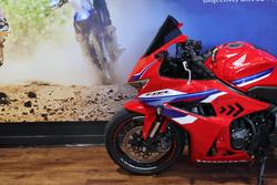 2024 Honda CBR650R Red