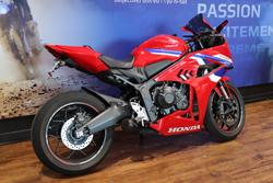 2024 Honda CBR650R Red