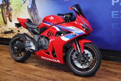 2024 Honda CBR650R Red