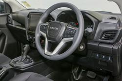 2025 Isuzu D-MAX SX