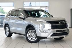 2024 Mitsubishi Outlander LS