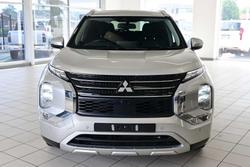 2024 Mitsubishi Outlander LS