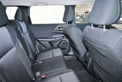 2024 Mitsubishi Outlander LS