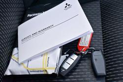 2024 Mitsubishi Outlander LS