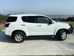 2015 Isuzu MU-X LS-U